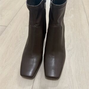 Sleek Brown Leather Ankle Booties with Square Toe - Franco Sarto - Womens size 6